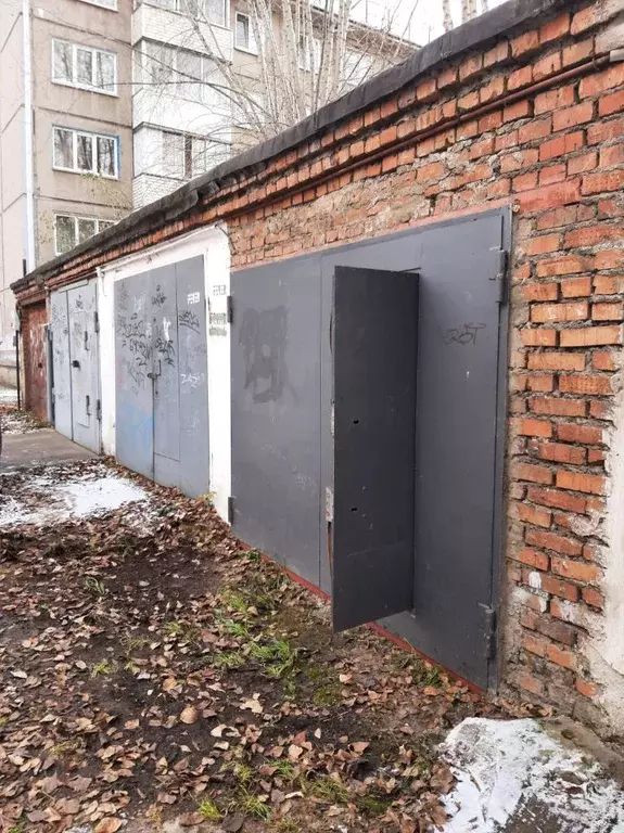 Гараж в Красноярский край, Красноярск ул. 60 лет Октября, 36а (19 м) - Фото 1