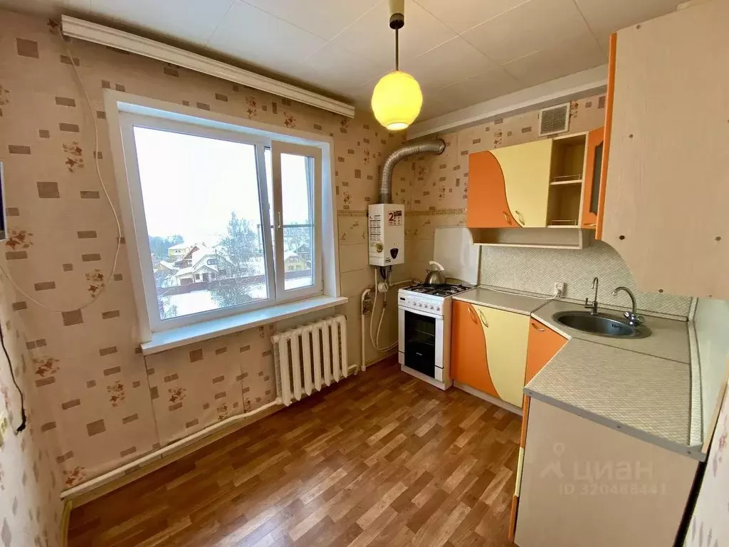 3-к кв. Коми, Сыктывдинский район, с. Выльгорт ул. Гагарина, 10 (59.2 ... - Фото 0