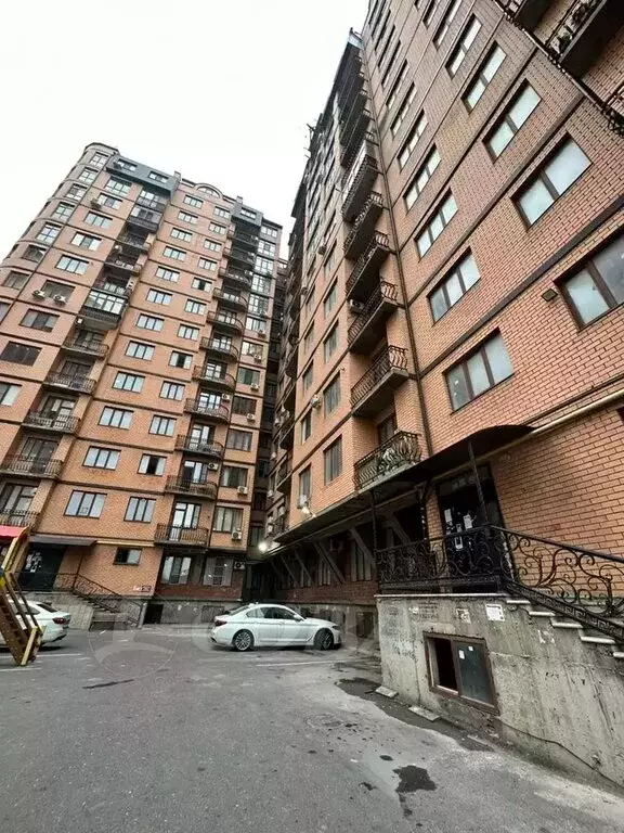 1-комнатная квартира: Махачкала, улица Даниялова, 120 (40 м) - Фото 1