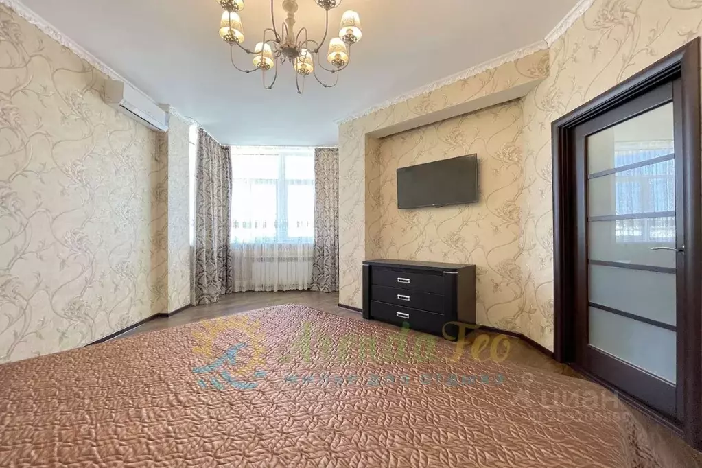 2-к кв. Крым, Феодосия наб. Черноморская, 1Б (65.0 м) - Фото 2