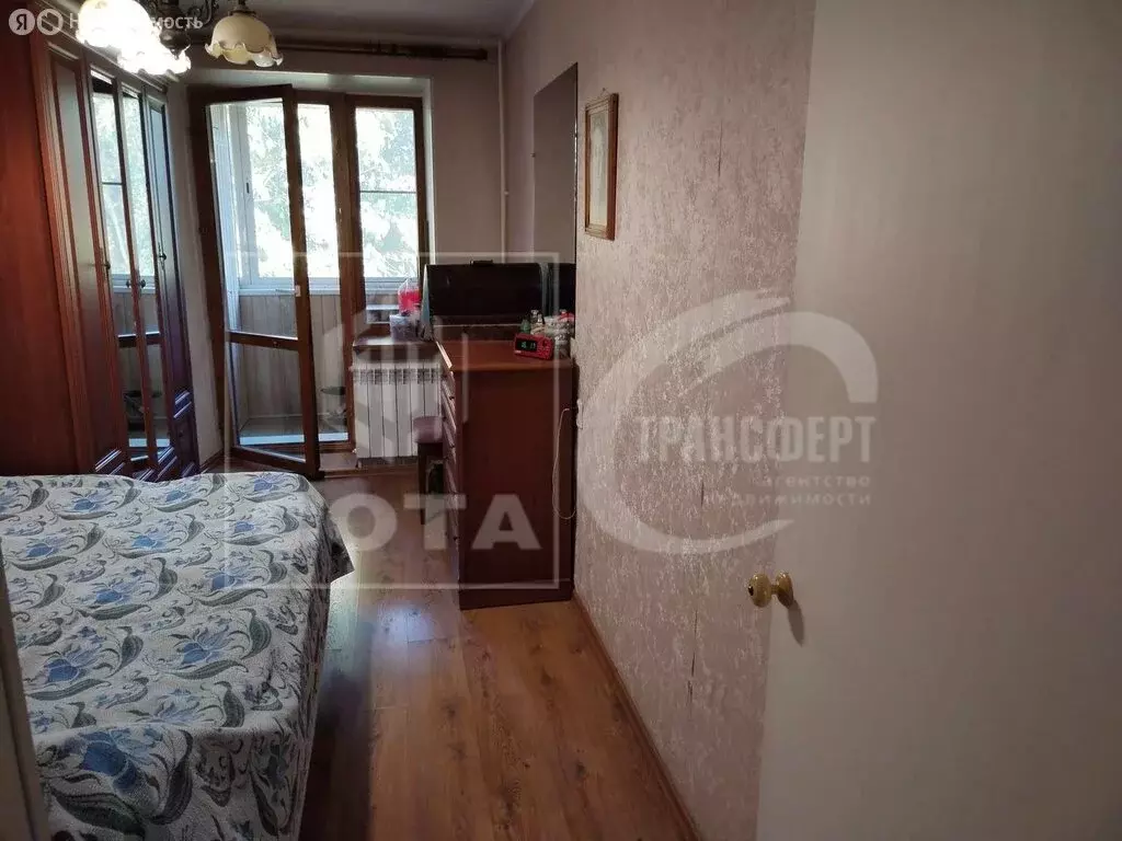 3-комнатная квартира: Воронеж, улица Хользунова, 33 (55.8 м) - Фото 1