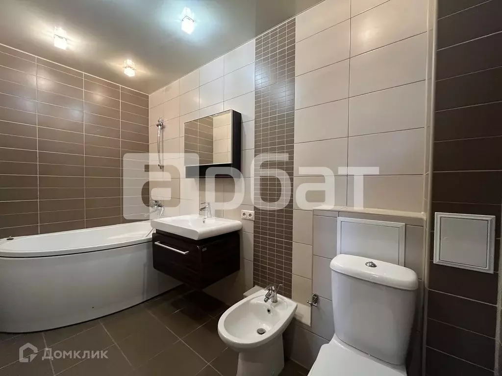Продаётся 4-к квартира, 100.2 м - Фото 1