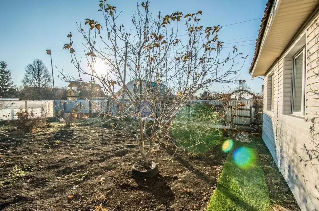Дом в Тюменская область, Тюмень Автомобилист СНТ, ул. Земляничная (100 ... - Фото 2