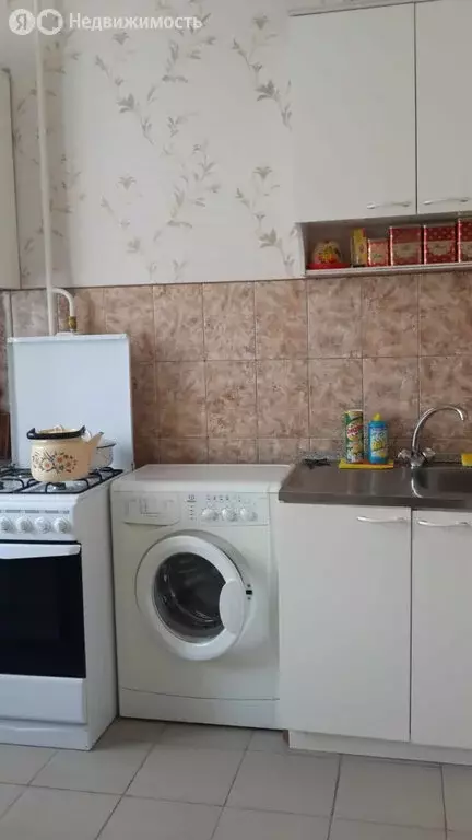 1-комнатная квартира: Астрахань, улица Валерии Барсовой, 17к1 (47 м) - Фото 1