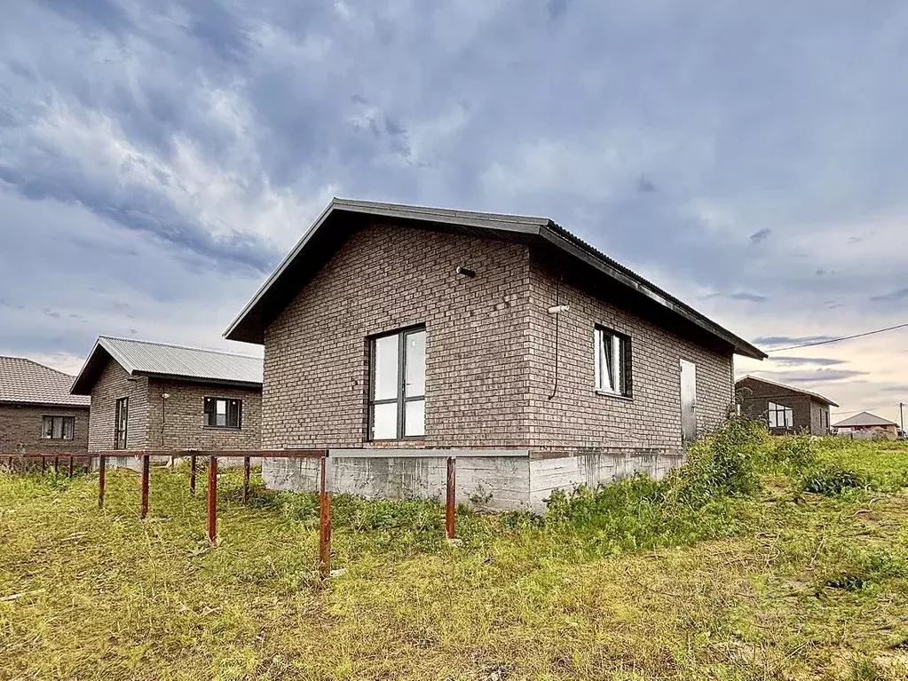 Дом в Оренбургская область, Оренбургский район, Сергиевский сельсовет, ... - Фото 2