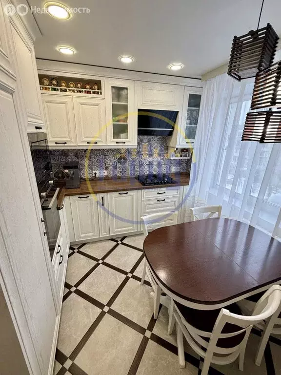 3-комнатная квартира: Копейск, улица Петра Томилова, 10 (68.5 м) - Фото 2