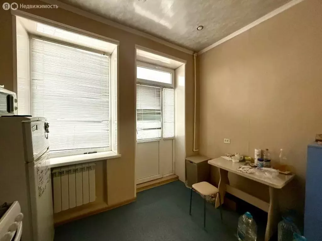 1-комнатная квартира: Волгоград, Краснознаменская улица, 10 (38 м) - Фото 2