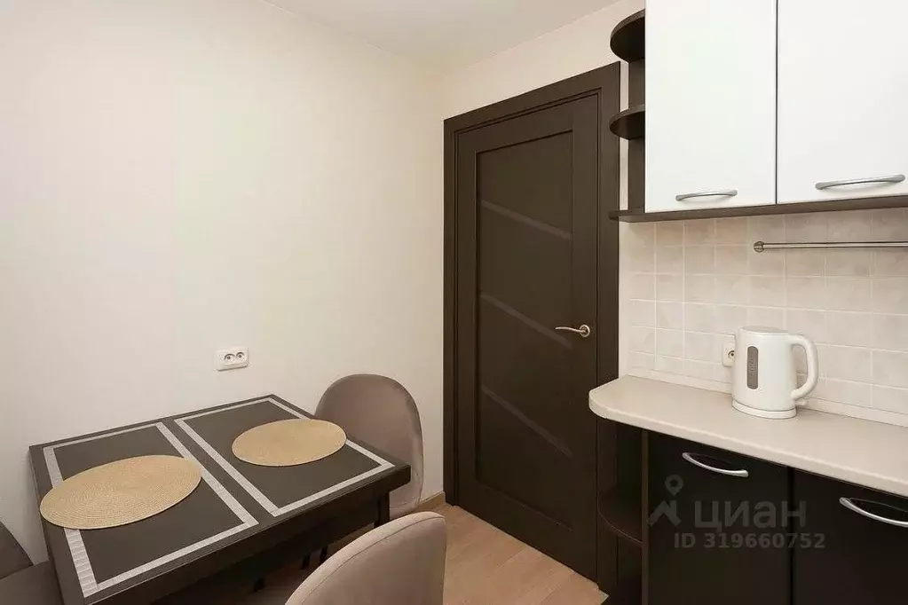2-к кв. Иркутская область, Иркутск Советская ул., 73А (44.2 м) - Фото 0