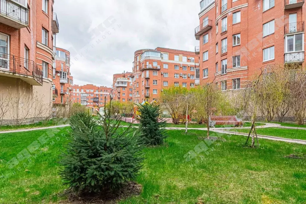 3-к кв. Санкт-Петербург ул. Композиторов, 4 (129.5 м) - Фото 0