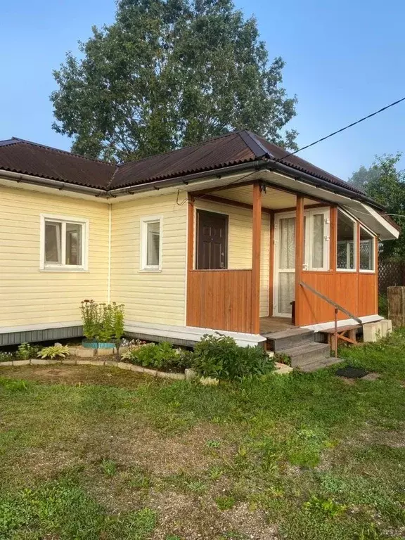 Дом в Псковская область, Плюсса рп пер. Римского-Корсакова (37 м) - Фото 1
