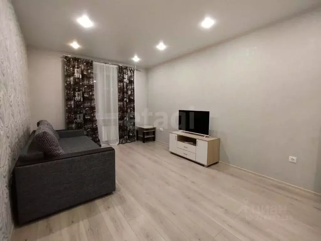 1-к кв. Тюменская область, Тюмень ул. Линейная, 11 (44.8 м) - Фото 2