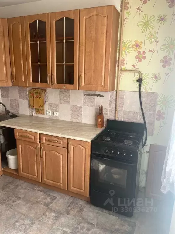 1-к кв. Удмуртия, Ижевск Удмуртская ул., 143А (30.0 м) - Фото 1
