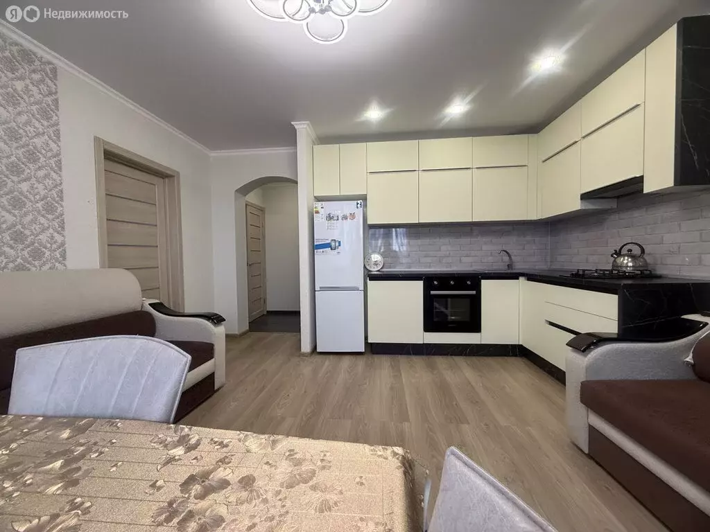 1-комнатная квартира: Чебаркуль, улица 9 Мая, 25 (41 м) - Фото 2