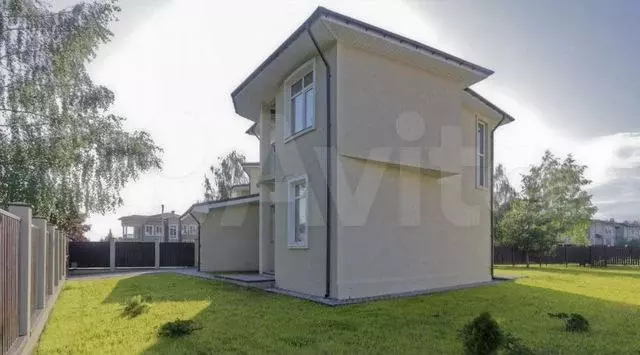 Таунхаус 175 м на участке 4,4 сот. - Фото 0