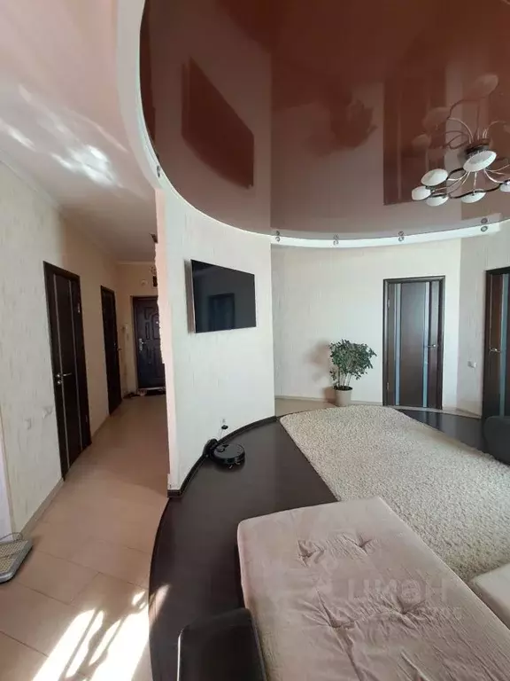 3-к кв. Астраханская область, Астрахань Студенческая ул., 7 (80.4 м) - Фото 1