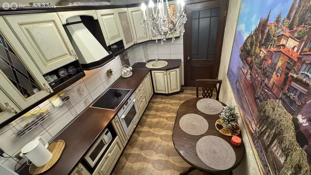 3-комнатная квартира: Абакан, Аскизская улица, 216А (65 м) - Фото 1