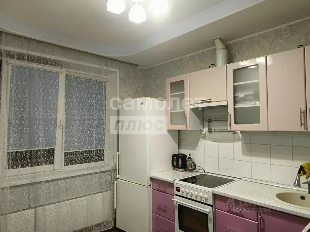 3-к кв. Белгородская область, Старый Оскол Восточный мкр, 14 (64.0 м) - Фото 1