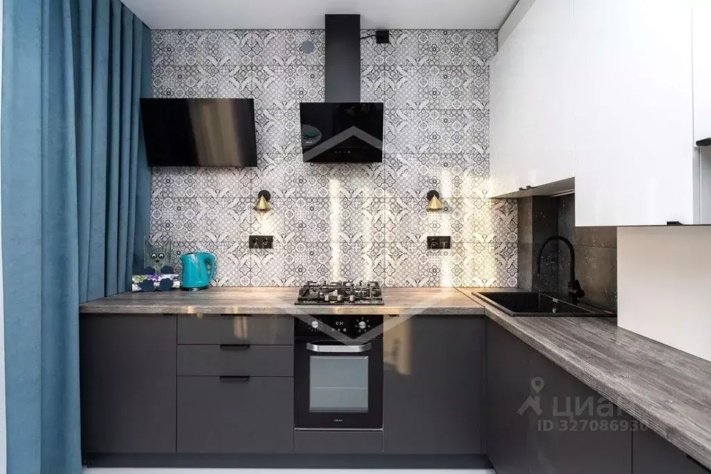 1-к кв. Калининградская область, Калининград Аэропортная ул., 11 (42.0 ... - Фото 1