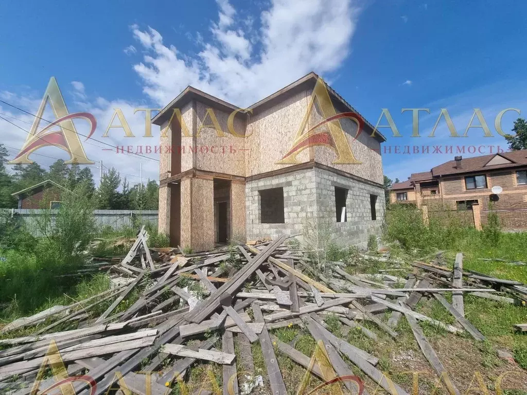 Дом в Саха (Якутия), Нерюнгри  (188 м) - Фото 1