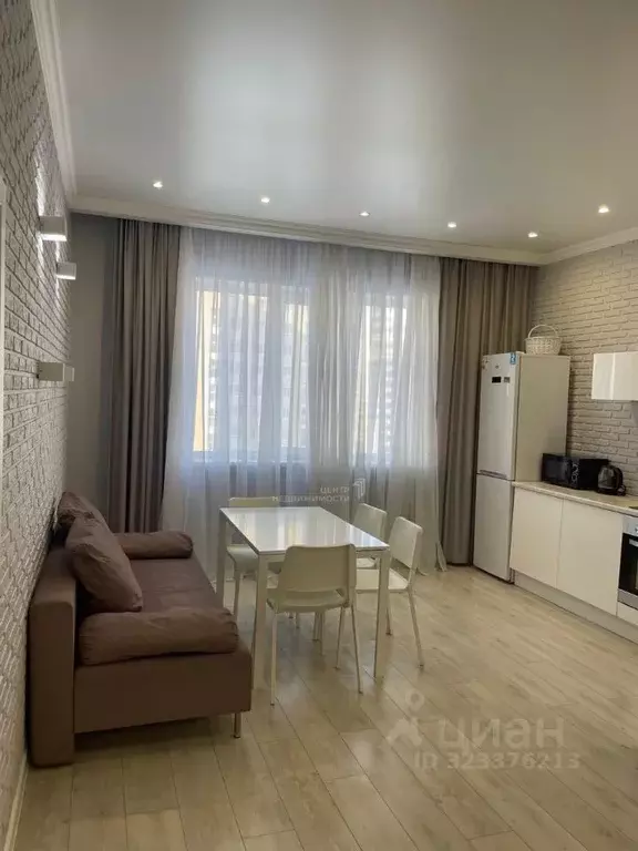 1-к кв. Татарстан, Казань ул. Павлюхина, 110В (60.0 м) - Фото 1