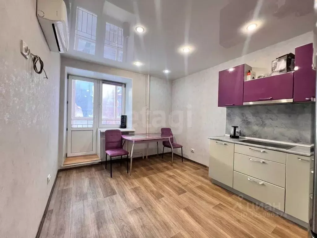 1-к кв. Тюменская область, Тюмень ул. Газопромысловая, 3 (37.0 м) - Фото 1