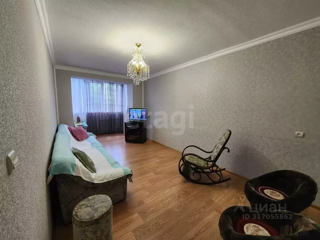 3-к кв. Северная Осетия, Владикавказ ул. Генерала Дзусова, 34 (71.0 м) - Фото 0