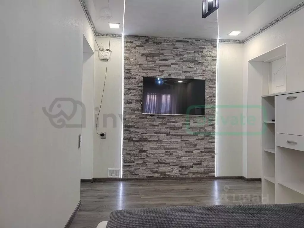 1-к кв. Калининградская область, Калининград ул. Горького, 50 (29.6 м) - Фото 1