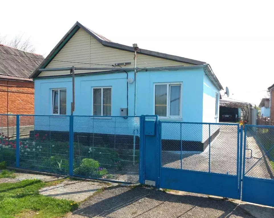Дом в посёлок городского типа Ахтырский, Неровная улица (55 м) - Фото 1