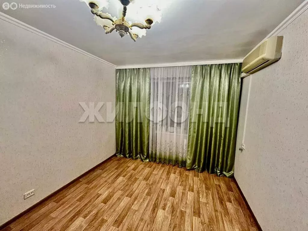 3-комнатная квартира: Тольятти, Ленинский проспект, 31 (63.4 м) - Фото 1