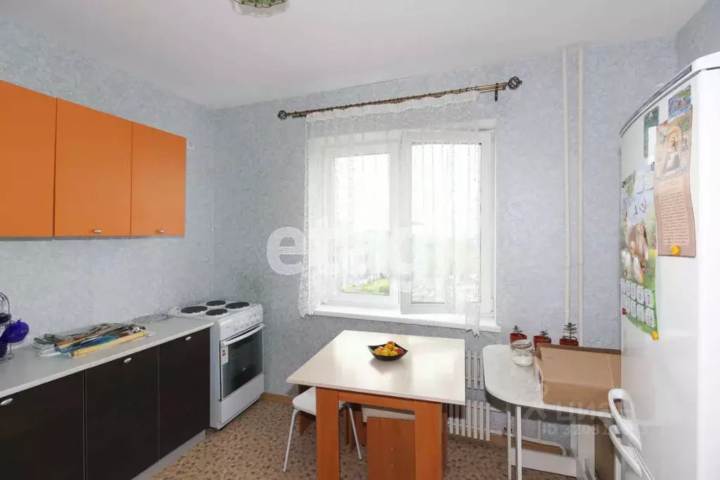 2-к кв. Омская область, Омск Солнечный мкр, ул. 3-я Любинская, 23 ... - Фото 0