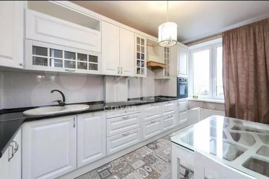 1-к кв. Калининградская область, Калининград Аэропортная ул., 1А (44.0 ... - Фото 1