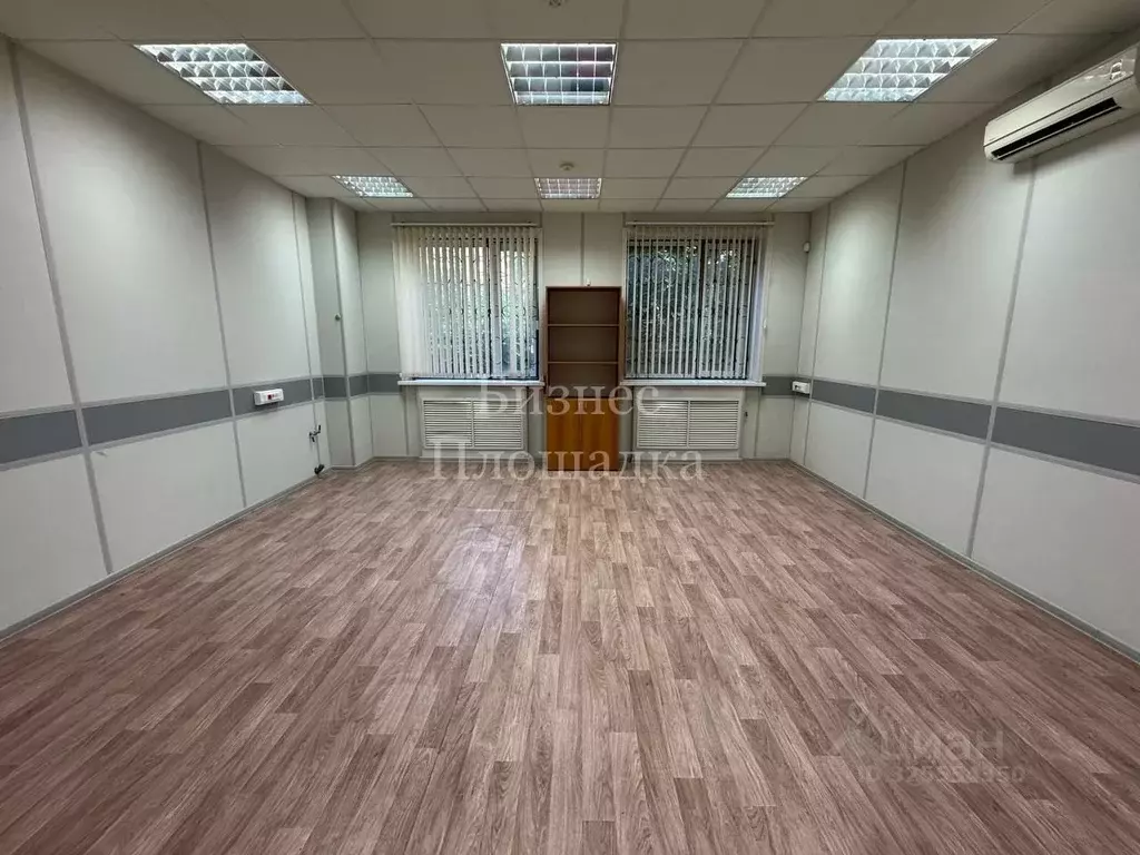 Офис в Ульяновская область, Ульяновск ул. Радищева, 30А (30 м) - Фото 2