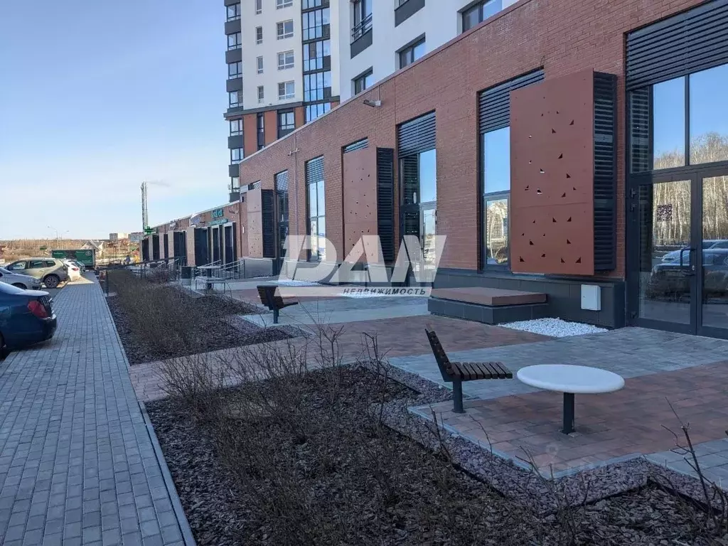 Торговая площадь в Челябинская область, Челябинск Комсомольский ... - Фото 1