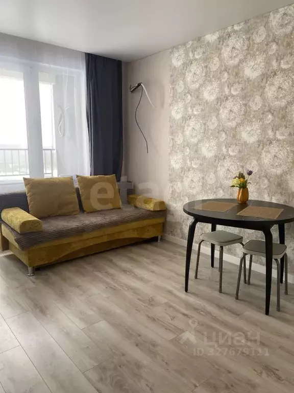 Студия Тюменская область, Тюмень ул. Василия Малкова, 10 (30.0 м) - Фото 1