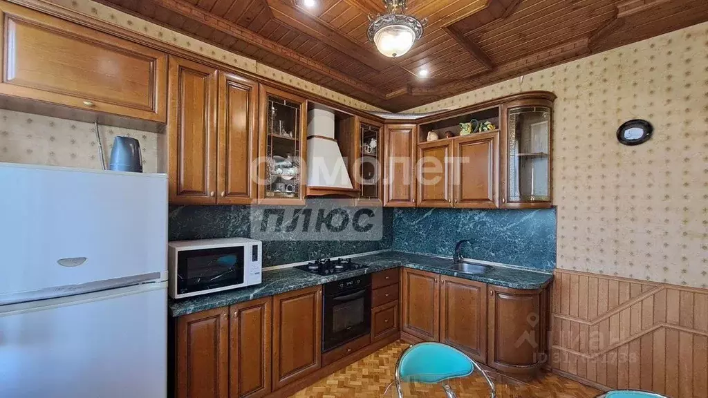 5-к кв. Курская область, Курск Хуторская ул., 11 (162.7 м) - Фото 1