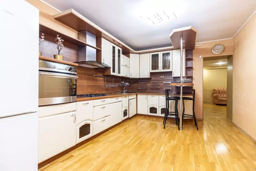 4-к кв. Башкортостан, Уфа просп. Октября, 142/5 (150.0 м) - Фото 1