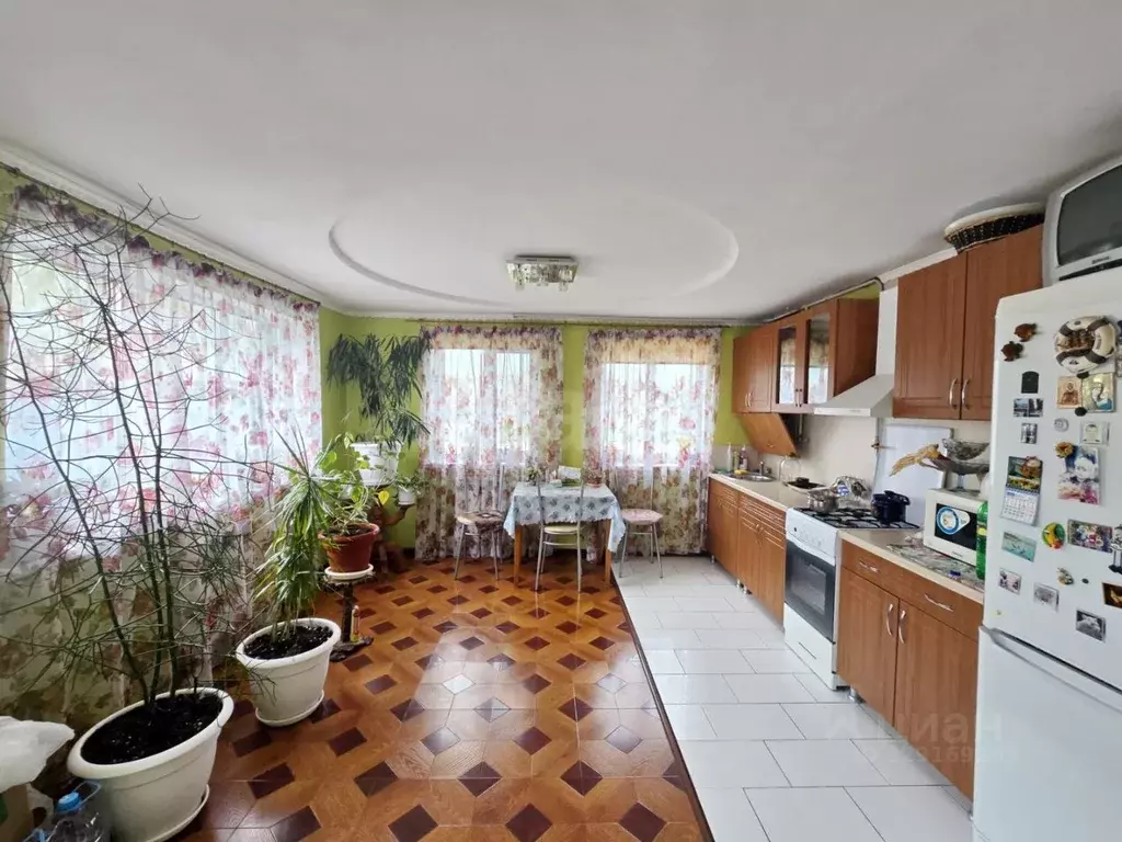 Дом в Белгородская область, Валуйки ул. Свободы, 42 (35 м) - Фото 2