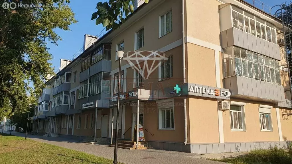 3-комнатная квартира: Елец, улица Коммунаров, 111 (75 м) - Фото 0