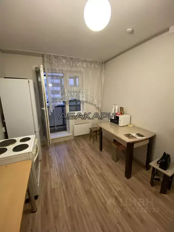 2-к кв. Красноярский край, Красноярск ул. Елены Стасовой, 50В (58.0 м) - Фото 0