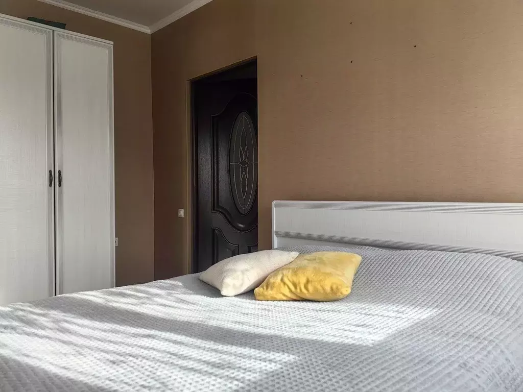 Дом в Омская область, Омск ул. 4-я Северная, 167 (92 м) - Фото 1