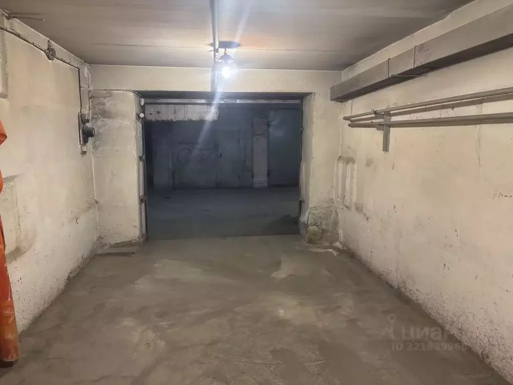 Гараж в Свердловская область, Екатеринбург ул. Фролова, 27 (18 м) - Фото 2