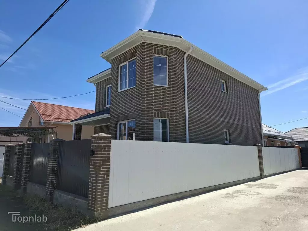 Дом в Краснодарский край, Краснодар ул. Имени Писателя А.А. ... - Фото 1