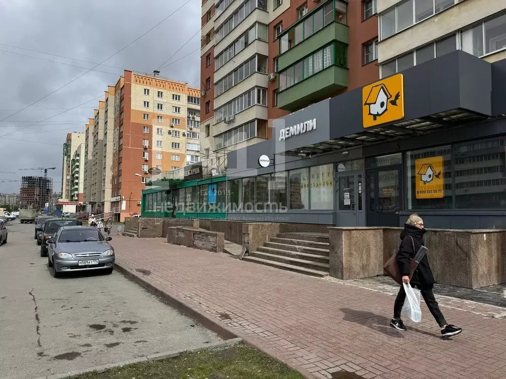 Торговая площадь в Челябинская область, Челябинск ул. Братьев ... - Фото 0