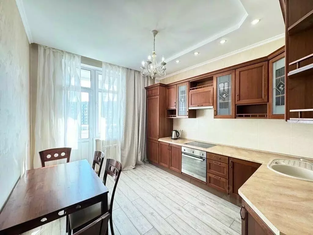 2-к кв. Москва ул. Авиаконструктора Микояна, 14к3 (80.0 м) - Фото 1