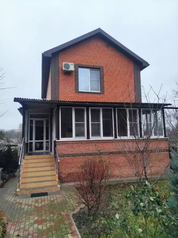 Дом в Ростовская область, Ростов-на-Дону Природная ул., 13 (150 м) - Фото 1