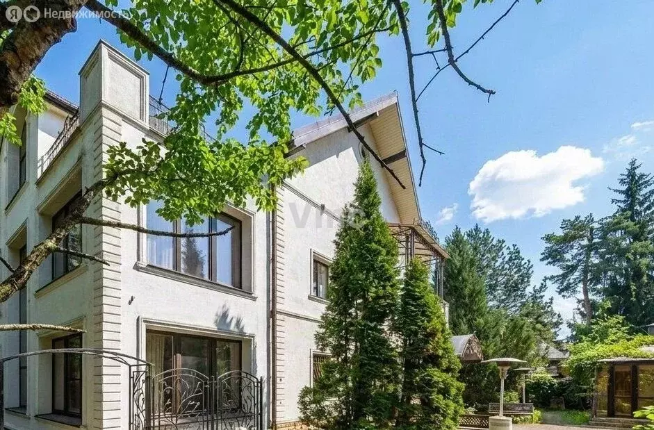 Дом в деревня Новоалександрово, Радужная улица, 4 (520 м) - Фото 1