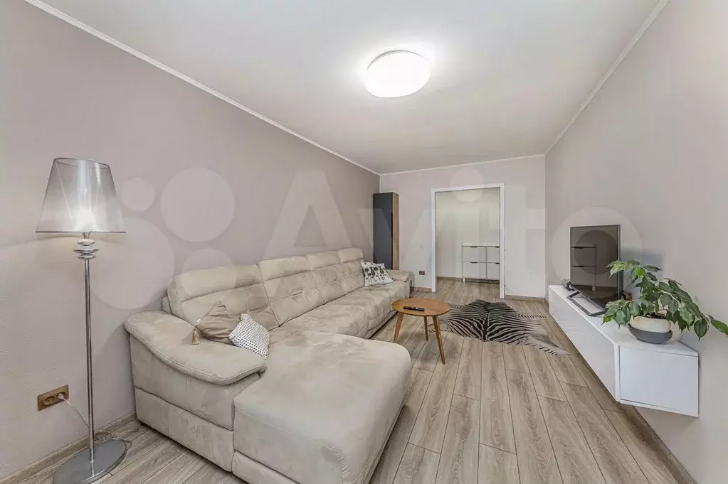 3-к. квартира, 68 м, 8/9 эт. - Фото 1