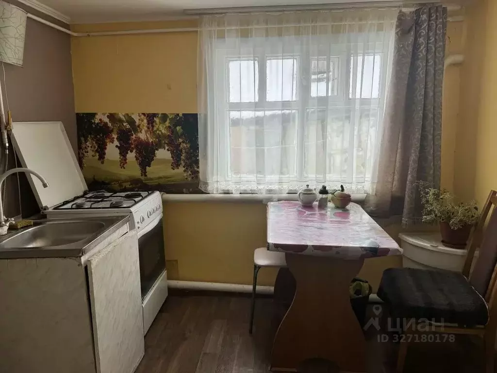 Дом в Саратовская область, Балашов Крайняя ул. (44 м) - Фото 1