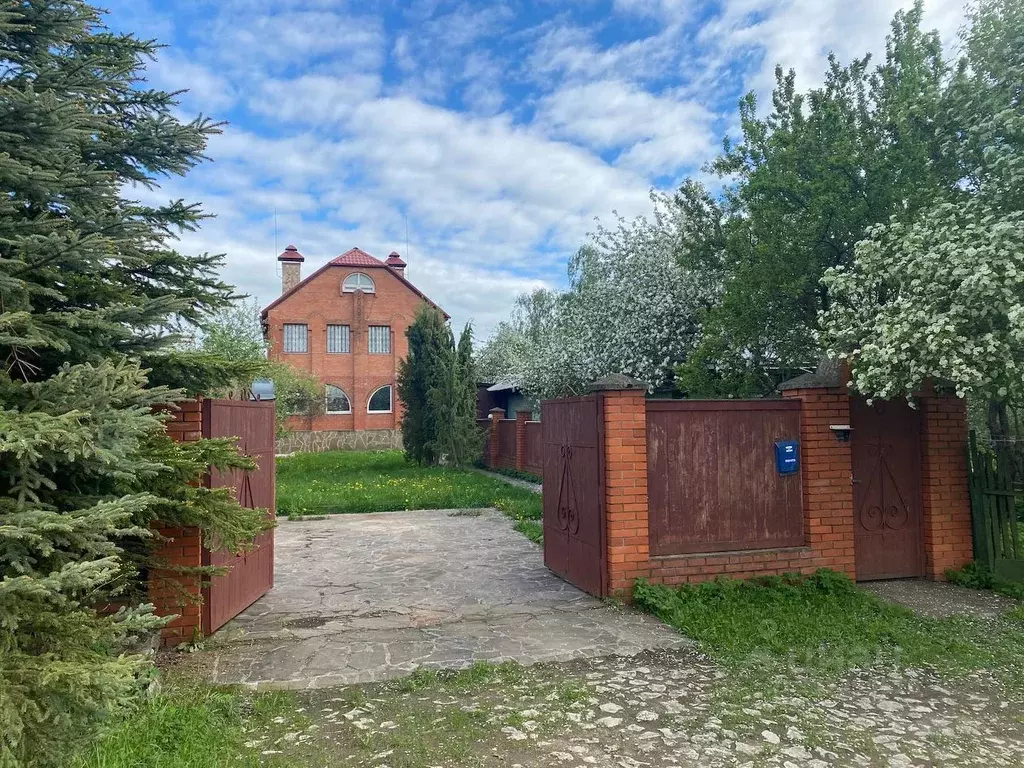 Дом в Московская область, Домодедово Белые Столбы мкр, ул. Кирова, 23 ... - Фото 1