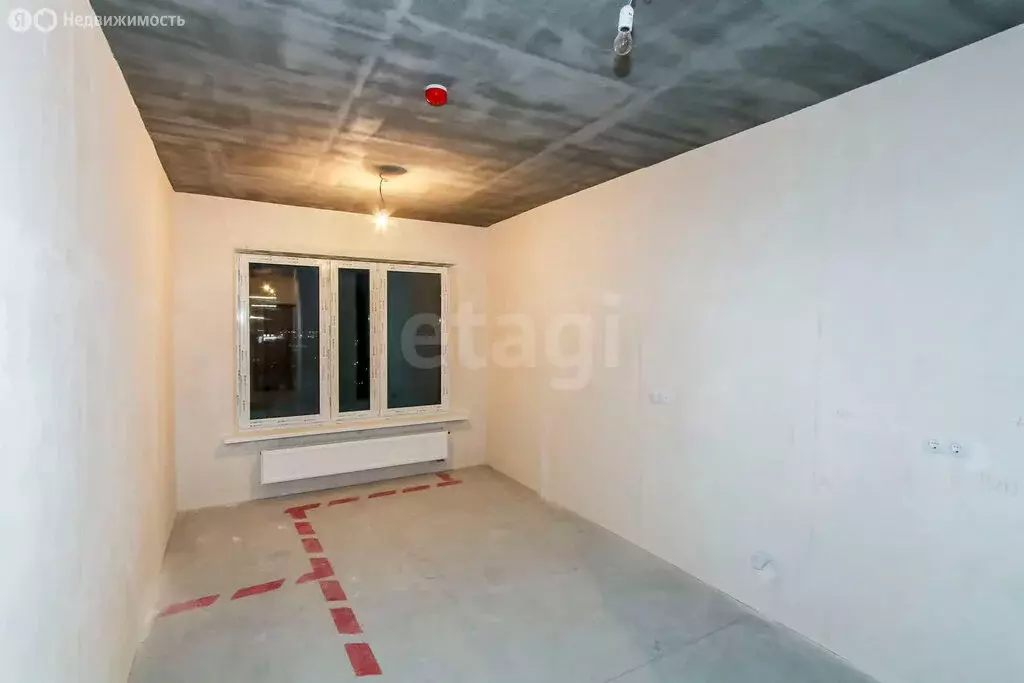 2-комнатная квартира: Тюмень, улица Разведчика Кузнецова, 7 (56.3 м) - Фото 2